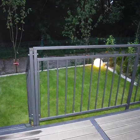 Paradise 아파트 *